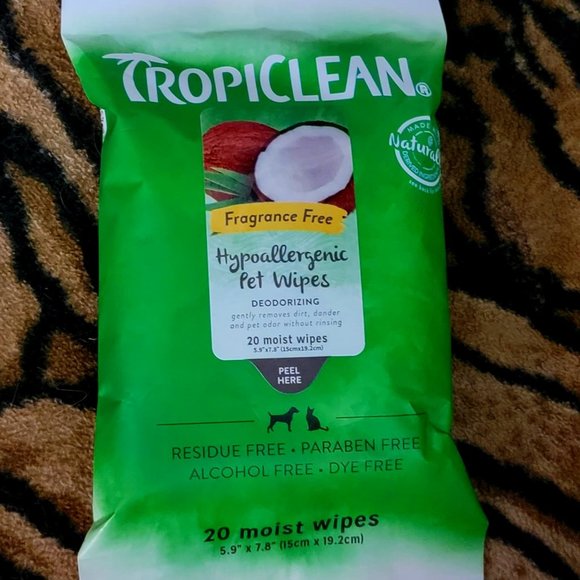 Tropiclean Pet Wipes..Hypoallergenic Dog or Cat New! - Picture 1 of 2